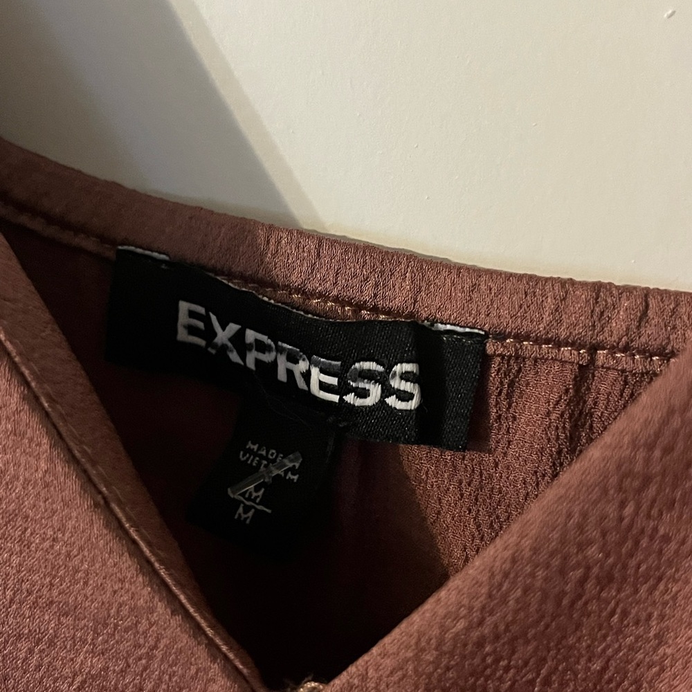 NEW Express professional tank top M - Picture 3 of 3